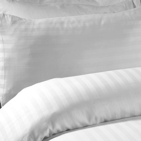 White Luxury Egyptian Sateen TC230 Duvet Cover Set